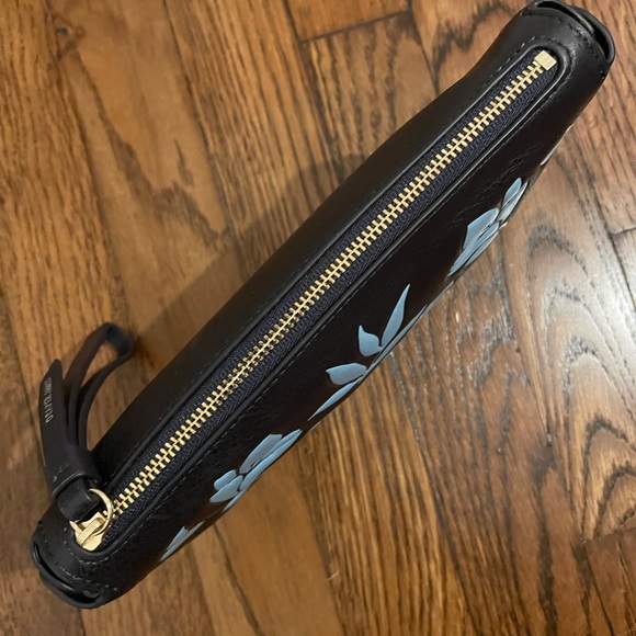 NWT Draper James Leather Wristlet - Picture 3 of 5